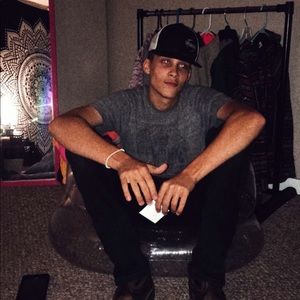 Meet your Posher, Aaron